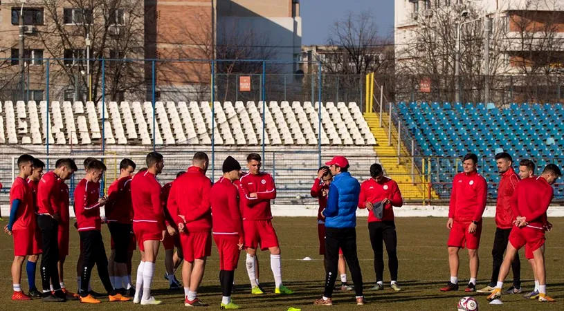 SC Oțelul ar putea începe pregătirea sezonului următor din iunie. Antrenorul Aleaxandru Ciobanu anunță: ”Sper ca la jumătatea lunii să ne întâlnim cu toată echipa.” Ce spune de ”înghețarea” actualei stagiuni
