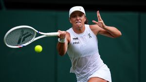 Așa ceva nu s-a mai văzut din 1911, iar presa britanică a ripostat dur! „Nemiloasa Swiatek. A demolat-o pe Anisimova”