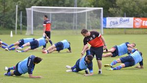 Cel mai negru coșmar al lui Reghecampf a avut loc! Steaua își numără "răniții", după meciul naționalei.** Ce a "găsit" tehnicianul în vestiar