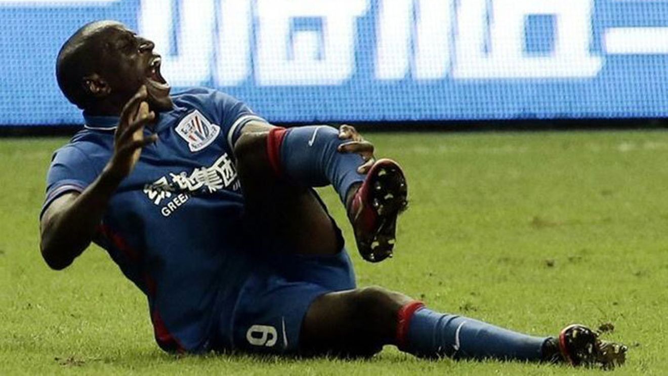 Demba Ba a anunțat că nu se va retrage din cauza accidentării: "Pot să trec peste!"