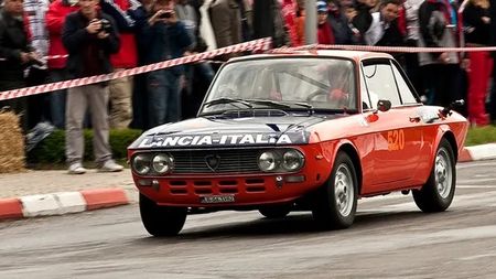 ADVERTORIAL. România revine la Monte Carlo: echipa „Petre Cristea Heritage Rally Team Romania – 90 yrs” va concura la Raliul Monte Carlo pentru Mașini Istorice 2026