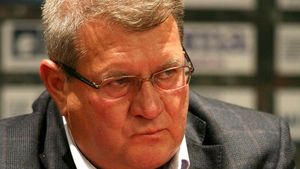 "Știam din urmă cu 2 zile ce decizie se va lua și ziua rejucării!** Vom vedea dacă vom da în judecată LPF" Ce acuze grave aduce Mureșan