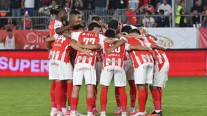 Stupoare la Dinamo! Atacantul de legendă al „câinilor” nu-i vede în lupta la titlu: „Doar ele două”. EXCLUSIV