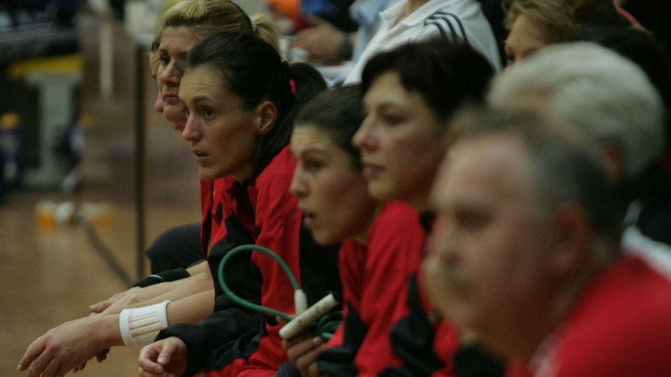 Gabi Juhasz va părăsi Rulmentul!