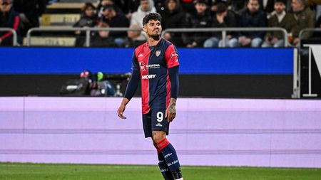 Cagliari trebuie să dea deja 26.000.000 de euro. S-a aflat de ce transferul definitiv al lui Florinel Coman e ca și picat