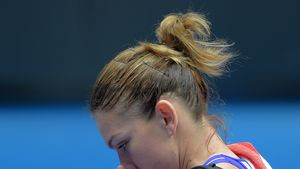 Coșmarul cu Makarova o bântuie pe Simona: Mladenovic a desființat-o în setul doi al sfertului de finală de la Birmingham și i-a administrat al doilea "bagel" al anului