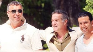 Gigi Becali: "Oli, mă ajuți?"