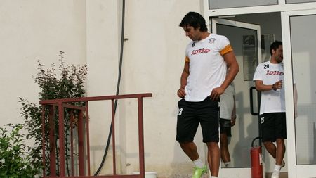 Marius Constantin,** dus de urgență la spital! Taban: "Are probleme cu spatele!"