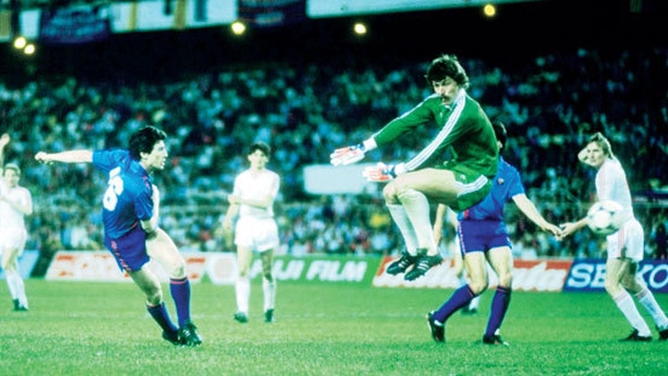 Englezii: "S-a retras pentru că a fost împușcat de Ceaușescu!"** Duckadam dezvăluie MOTIVUL care i-a pus capăt carierei! AFLĂ‚ ce s-a întâmplat de fapt