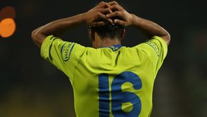 Fostele glorii: "Steaua are jucători de pluton! Sunt nuli!"