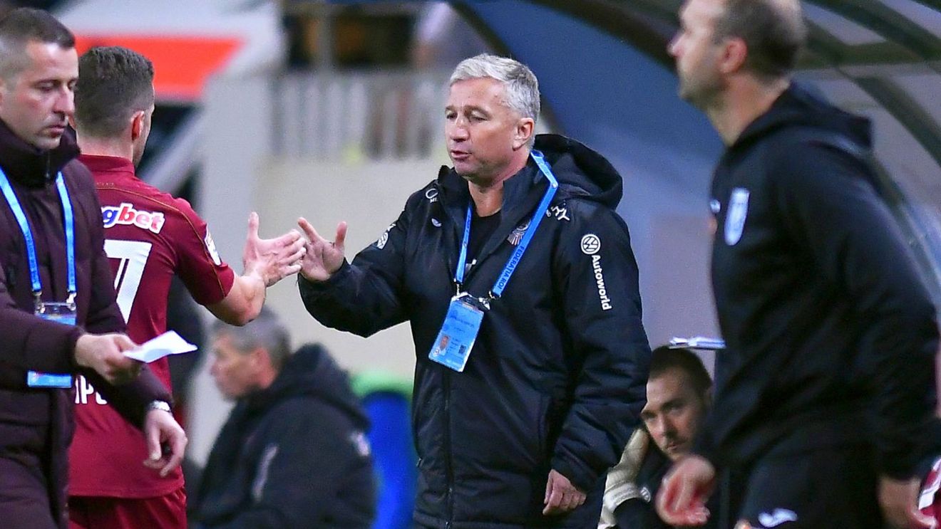 Dan Petrescu bate recordul! A înlocuit un jucător după doar 25 de secunde