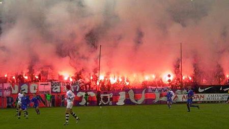 "Fanii vor să introducă torțe la meci! Vor ajunge la pușcărie!"