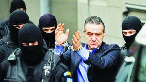 Mărgăritescu, ultimul de pe listă!** Fotbalul românesc, ÎN CĂ‚TUȘE!