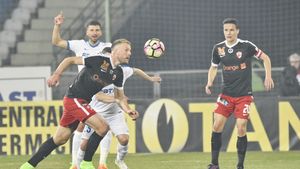 Ne așteaptă un play-off incendiar: Dinamo, CFR și Craiova și-au asigurat "biletele" și pregătesc războiul cu Viitorul, Steaua și Astra! Cum arată clasamentul după înjumătățirea punctelor: 5 puncte între locul 1 și 6
