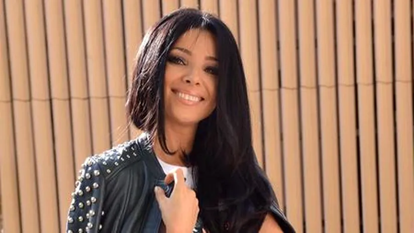 FOTO / Corina Caragea, super sexy. ”Uite-mă pe mine în costum de baie la zero grade”