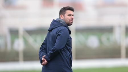 Adrian Mutu a primit o nouă lovitură. Ce fotbalist important e la un pas să plece de la Petrolul, direct din cantonament. EXCLUSIV
