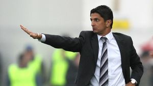 "Becali ar trebui să coboare la vestiare după astfel de meciuri, nu să plece!"** "Am dat milioane pe jucători! Nu au nevoie de dădacă!"