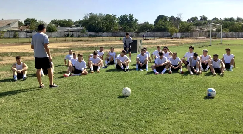 Deranj mare la Roșiori, după 13 goluri primite de echipă în ultimele două meciuri! Antrenorul Cristian Negru, demis! Interimatul este asigurat de un alt fost atacant al FC Argeș