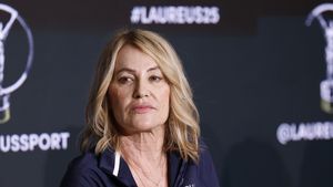 Informatorii Securității au scris despre o „tentativă de suicid” a Nadiei Comăneci: „Așa o numeau”