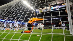 Statele Unite ale Americii și Mexic s-au calificat în finala Gold Cup