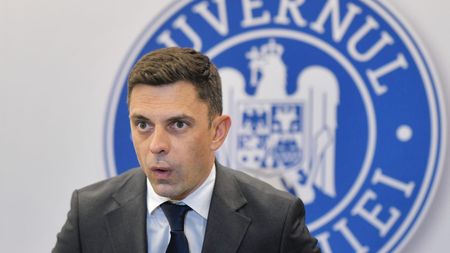 Dosar penal pentru Carol Novak după ce ar fi avariat un autoturism al Ministerului Sportului! Ce spune demnitarul