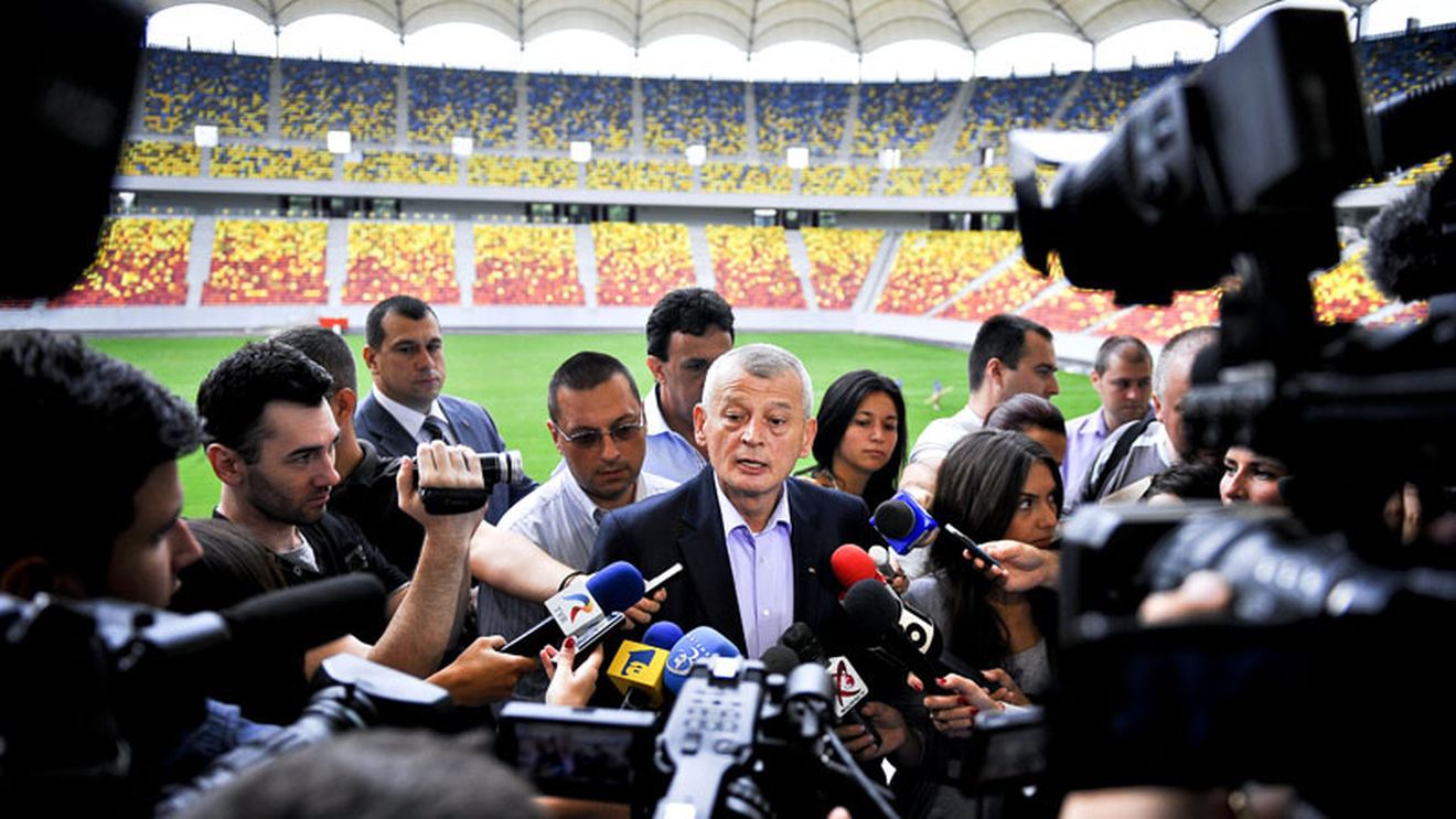 Becali și Oprescu s-au înțeles și au REZOLVAT problema gazonului de pe "Național Arena":** "A venit în 3 secunde"