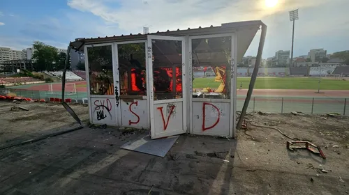 E rost de demolare în „Ștefan cel Mare”. Imagini cu dezmembrările din „Groapă”. Dinamoviștii așteaptă, de la o zi la alta, ca CNI să demareze licitația pentru construcția noului stadion. EXCLUSIV