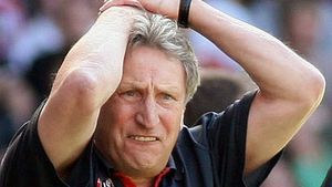 Antrenorul Neil Warnock** a fost demis de la Queens Park Rangers