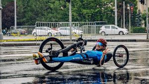 Cine este Costin Comșa, campion național de 6 ori în paraciclism! A fost lovit de mașină când se antrena: „Am avut noroc”