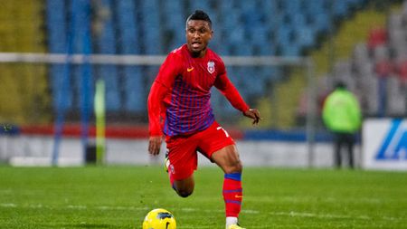 Tatu, luat peste picior de suporteri în fața celui mai mare fan al său:** "'Nea Gigi, mare fotbalist e ăsta"