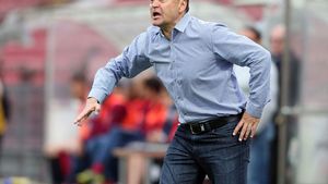 Ilie Stan a început cu o înfrângere aventura pe banca ASA-ului. Mureșenii, învinși de locul nouă din Ucraina