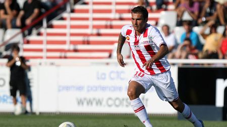 Vine Mutu la Petrolul? Ofertă imensă pentru "Briliant!"  "Revin în România și mai joc un an și jumătate" 