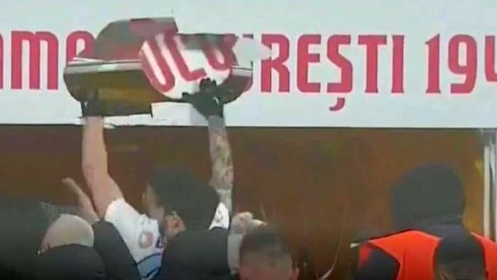 Ovidiu Popescu nu a scăpat nepedepsit! Ce sancțiune a primit fotbalistul, după incidentul din derby-ul Dinamo - FCSB