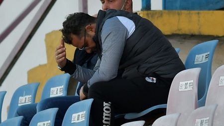 Reacția clară a unui antrenor cu Licență Pro cu privire la situația celor fără diplomă: „E ca la carnetul de conducere!” | VIDEO EXCLUSIV ProSport Live