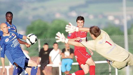 Dinamo a remizat cu o echipă de amatori