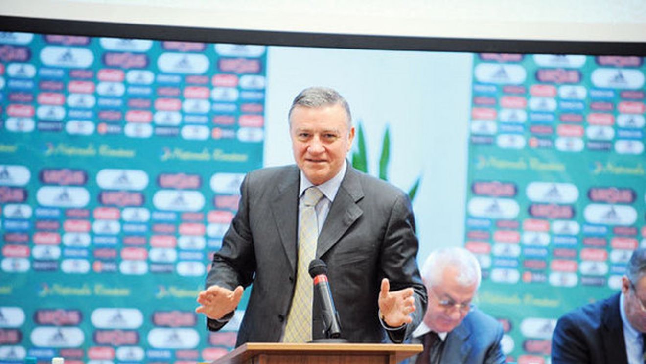 Mircea Sandu aruncă mănușa familiei Lucescu:** "Veniți să luați naționala, calificați-o, și eu mă retrag din fotbal"