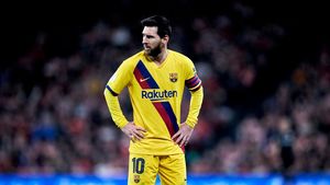 Proteste la Barcelona, după vestea trăsnet că Leo Messi pleacă de la echipă. Fanii s-au adunat în jurul clădirii unde s-au întâlnit de urgență șefii clubului și au cerut demisia președintelui Bartomeu | VIDEO