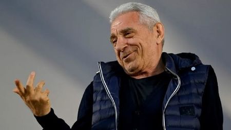 „Tricolorii” lui Edi Iordănescu, urmăriți de impresari de top la meciul România - Israel. Giovanni Becali a făcut anunțul. „Am doi invitați de marcă!”