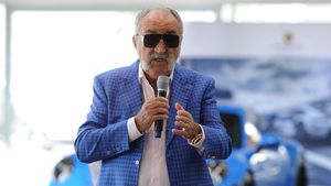 Ion Ion Țiriac a reacționat după ce a apărut informația că tatăl său a fost într-un spital din Austria. Ce anunț a făcut fiul miliardarului despre „boala misterioasă” și l-a contrazis și pe Ilie Năstase