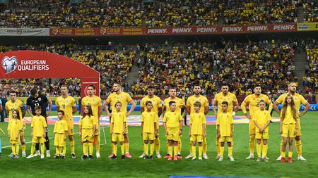 Echipa de start a României pentru diseară are un atac în formă și cu forță fizică! „Cei trei jucători compun soluția adecvată după ce am analizat tactic foarte mult Irlanda de Nord în aceste zile”. EXCLUSIV