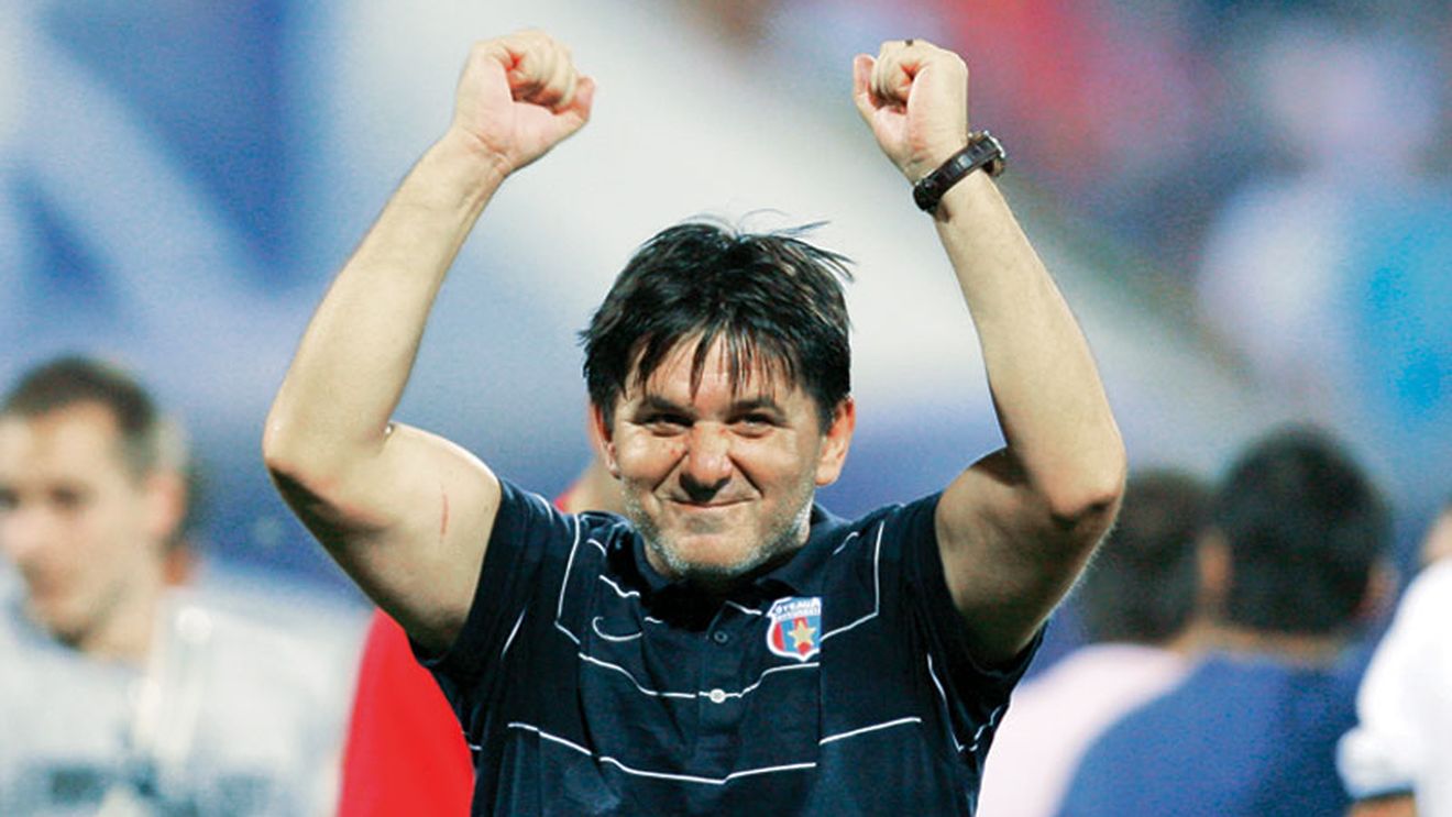 "Dacă Lăcătuș se întoarce, Steaua ia titlul!" TU CE CREZI?