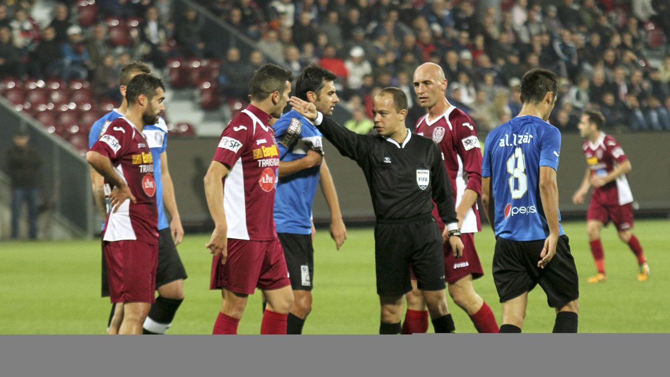 EXCLUSIV | Povestea nebună din spatele unui transfer legendar la CFR: "Am stat până la șase dimineața, am băut șapte cafele. L-am luat, apoi m-a sunat și mi-a zis că are și un cumnat care joacă fotbal". Top 3 cele mai bune mutări ale lui Mureșan în Gruia