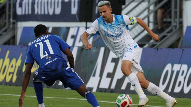Levski Sofia – Universitatea Craiova 1-0, în turul 2 preliminar al Ligii Campionilor. Returul are loc pe 29 iulie