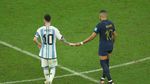 Kylian Mbappe și-a scos pălăria în fața magistralului Leo Messi: „Marchează și va marca mereu”