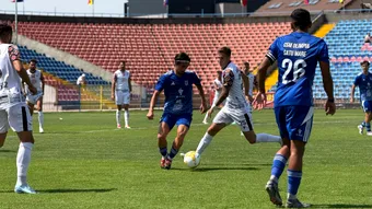 CSM Olimpia Satu Mare a învins-o la Oradea pe FC Bihor, într-un test cu două săptămâni înainte de meciul direct din Liga 2. Lui Erik Lincar nu i-a plăcut nimic din ce a văzut