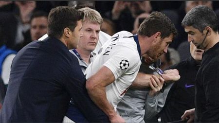 Pochettino a reacționat după ce Vertonghen a fost "plimbat" pe teren, deși aproape leșinase: "În acest fel de situație, staful medical este șeful"