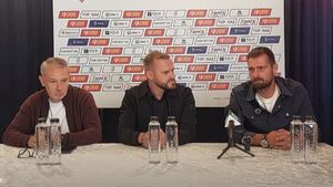 Gabriel Tamaș, prezentat la AFC ASA Târgu Mureș! Dorul de fotbal l-a făcut să accepte oferta: ”Nu mă bag într-un proiect sau undeva unde să pierd.” VIDEO
