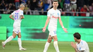 Florin Tănase a ieșit cu bărbăție la interviu, după faultul care a îngropat-o pe FCSB cu Shkendija: „De amenzi îmi arde mie?”