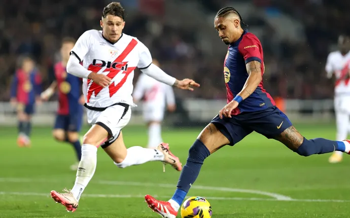 Jurnalistul Matteo Moretto a dezvăluit noi contacte între FC Barcelona şi agenții lui Andrei Rațiu