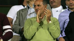 "Peseiro a adus jucători propuși de scouterii lui Manchester, dar care nu au treabă cu fotbalul!"